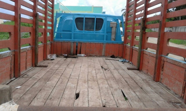 ขายด่วนรถ6ล้อKS777เครือง110แรมรถออกห้างมือเดียวทำสืใหม่