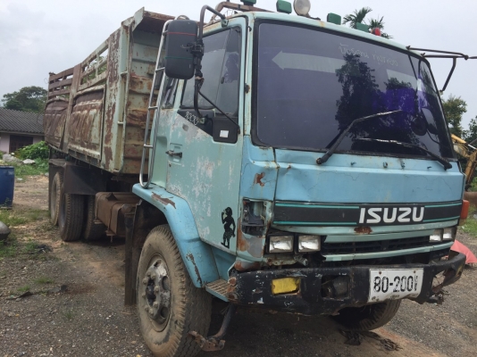 10ล้อดั้ม240แรง นางฟ้าแท้.FXZ23NFPF R-3600065..บอดี้ สีไม่สวย...แต่เครื่องสวยแห้ง คัสซีสวย..ไม่เป็นสนิม ไม่บวม