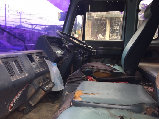 10ล้อดั้ม240แรง นางฟ้าแท้.FXZ23NFPF R-3600065..บอดี้ สีไม่สวย...แต่เครื่องสวยแห้ง คัสซีสวย..ไม่เป็นสนิม ไม่บวม