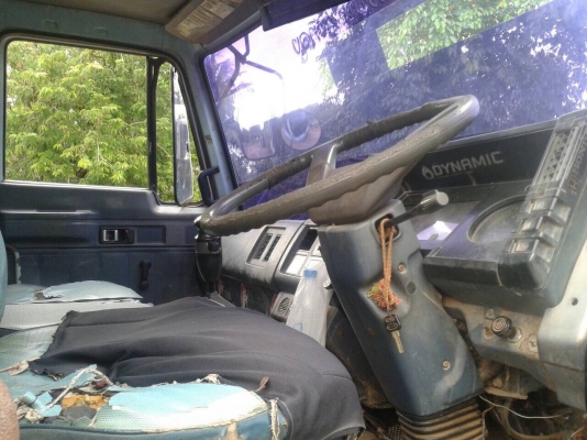 10ล้อดั้ม240แรง นางฟ้าแท้.FXZ23NFPF R-3600065..บอดี้ สีไม่สวย...แต่เครื่องสวยแห้ง คัสซีสวย..ไม่เป็นสนิม ไม่บวม