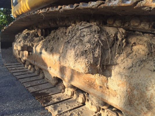 ขายแบคโฮ KOMATSU PC200-8 ทำงาน 9583ชั่วโมง ปี53 สนใจโทร 081-970-1072