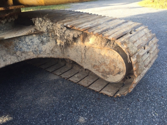 ขายแบคโฮ KOMATSU PC200-8 ทำงาน 9583ชั่วโมง ปี53 สนใจโทร 081-970-1072