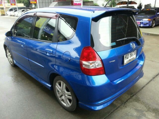HONDA JAZZ 1.5  TOP 2005 AT สีน้ำเงิน