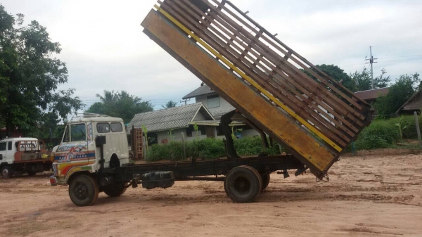 (ขาย195.000) 6ล้อดั้มเกษตร ฮีโน่KM. 4สูบ120แรง ดั้มสามมิตร6ตัน ทะเบียนเอกสารพร้อมโอน