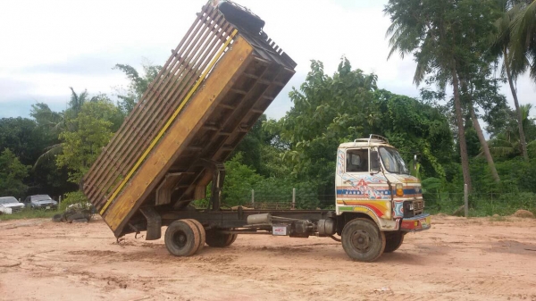 (ขาย195.000) 6ล้อดั้มเกษตร ฮีโน่KM. 4สูบ120แรง ดั้มสามมิตร6ตัน ทะเบียนเอกสารพร้อมโอน