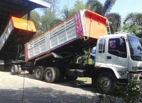 สิบล้อ อีซูซู 270 ยูโรทู ปี47 แม่ลูกดั้ม สภาพดีสวยพร้อมใช้ เล่มทะเบียนพร้อมโอน สิบล้อ อีซูซู 270 ยูโรทู ปี47 แม่ลูกดั้ม สภาพดีสวยพร้อมใช้ เล่มทะเบียนพร้อมโอน