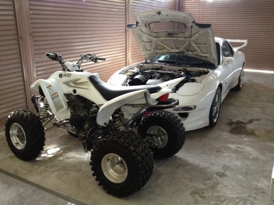 ขาย  ATV  Yamaha 350 c.c. สภาพดีแห้งๆเดิมๆไม่เคยเปิดเครื่อง