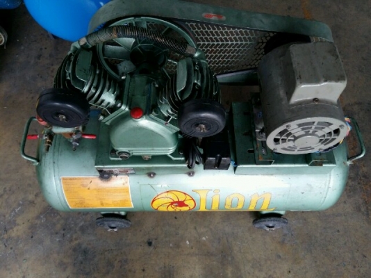 ปั้มลม LION 1/2HP มอเตอร์ VENZ พร้อมใช้งานครับ