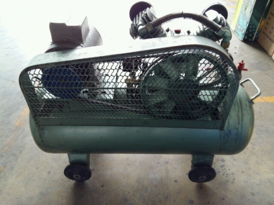 ปั้มลม LION 1/2HP มอเตอร์ VENZ พร้อมใช้งานครับ