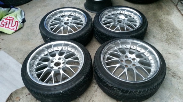 แม็กพร้อมยางขอบ18