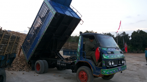 ขายแล้วครับส่งสะแก้ว/ขอบคุณtruck2handด้วยครับ