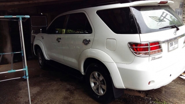 ขายฟอร์จูเนอร์ 3.0 Exclusive V auto 4x4