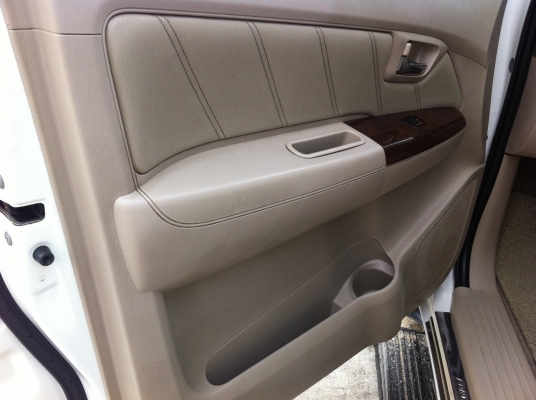 ขายฟอร์จูเนอร์ 3.0 Exclusive V auto 4x4