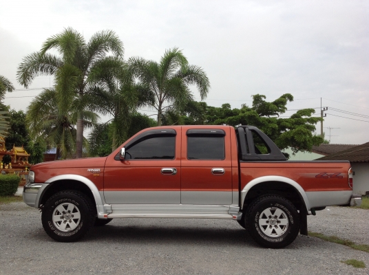 ฟอดเรจเจอ สี่ประตู โฟวิล เครื่อง 2500 เทอโบ โฟวิล ฟอดเรจเจอ สี่ประตู โฟวิล เครื่อง 2500 เทอโบ โฟวิล