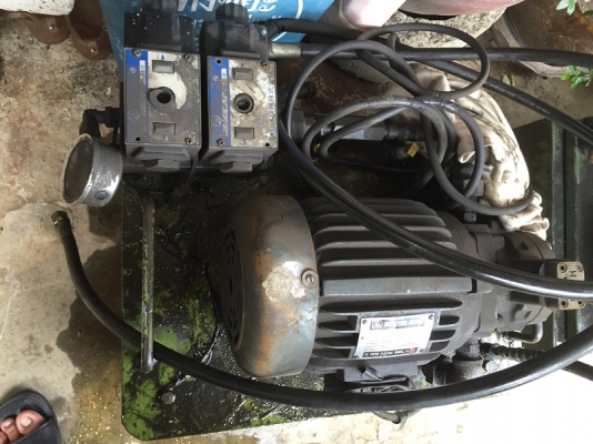 ขายเหมา ชุดปั้มไฮดรอลิก 3 ชุด ขายเหมา ชุดปั้มไฮดรอลิก 3 ชุด