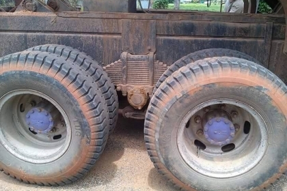 ขายดั้ม2เพลา ร็อกกี้นางฟ้า240 พ.เพาเวอร์ เบรกทิฟฟี่ ภายในสวย สภาพพร้อมใช้งาน เอกสารพร้อมโอน สนใจโทร 090-8588220คุณนะ 093-3258446คุณบิว หรือเข้าดูสินค้าอื่นๆได้ที่ www.truck.in.th/498 หรือเพจFacebook ณรงค์ ซื้อขายรถมือสอง (เว็บไซต์ส่วนตัว) หรือFacebook ตลา