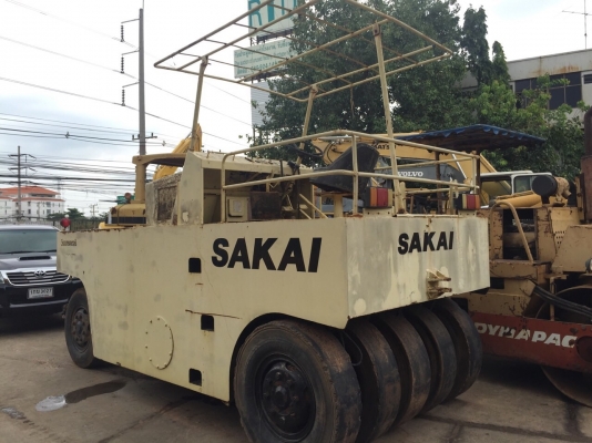 ขายด่วนรถบดล้อยาง9ล้อSAKAI TS7409 พร้อมใช้งาน