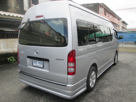 ขาย Toyota Commuter 2.5D4D แต่งVIP ปี13.