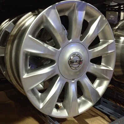 ล้อแม็กซ์ NISSAN เทียน่า 16 นิ้ว ET40 กว้าง 6 ครึ่ง 5รู114 ฝากลางครบ ขึ้นเครื่องเช็คดุ้งแล้ว ตจวส่งได้ครับ