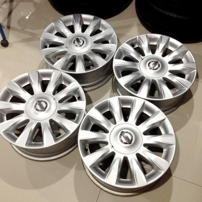 ล้อแม็กซ์ NISSAN เทียน่า 16 นิ้ว ET40 กว้าง 6 ครึ่ง 5รู114 ฝากลางครบ ขึ้นเครื่องเช็คดุ้งแล้ว ตจวส่งได้ครับ