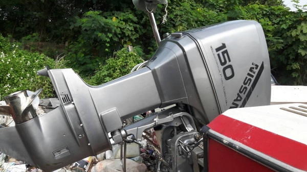 ขายเครื่องนิสสัน outborad 150 แรง เก่าญี่ปุ่น
