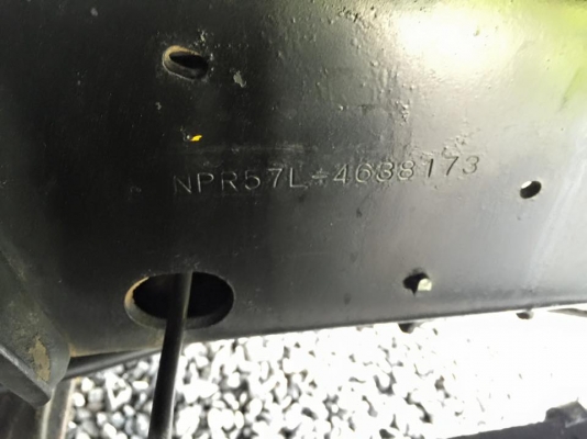 ขายรถบรรทุก 6 ล้อดั้ม NPR57L  เครื่อง 110 แรง มีสโล ปี 1996 ยาว 3.80 เมตร ช่างล่างหลัง  F