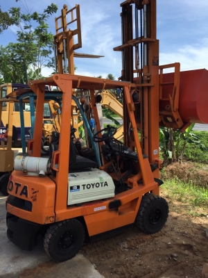 ขายรถยกสูง4เมตรบุ้งกี้