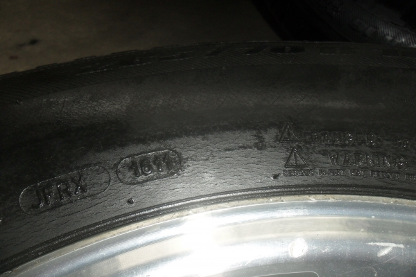 ล้อแม็ก 16นิ้ว 6รู พร้อมยาง สวยๆ 4 ล้อ ราคา 6800 บาท ล้อแม็ก 16นิ้ว 6รู พร้อมยาง สวยๆ 4 ล้อ ราคา 6800 บาท