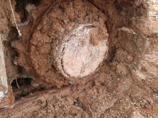 รถขุดPC60-6..เอกสารอินวอยล์ ไฟฟ้าครบ แอร์พร้อม ว่วงล่างเต็ม สวย