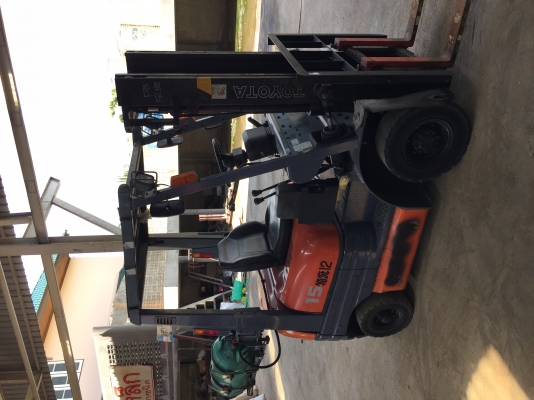 รถโฟคลิฟ TOYOTA 1.5 ตัน เครื่องเบนซิน+แก๊ส สภาพดีพร้อมใช้งาน ติดต่อ 099-0925395