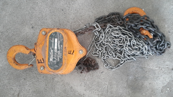 ขายรอกโซ่มือสาว ขนาด 1 - 1.5 ตัน มือสองญี่ปุ่น นำเข้าจากญี่ปุ่น ขายรอกโซ่มือสาว ขนาด 1 - 1.5 ตัน มือสองญี่ปุ่น นำเข้าจากญี่ปุ่น