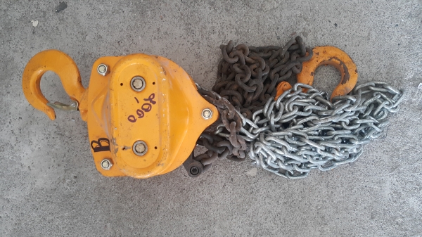 ขายรอกโซ่มือสาว ขนาด 1 - 1.5 ตัน มือสองญี่ปุ่น นำเข้าจากญี่ปุ่น ขายรอกโซ่มือสาว ขนาด 1 - 1.5 ตัน มือสองญี่ปุ่น นำเข้าจากญี่ปุ่น