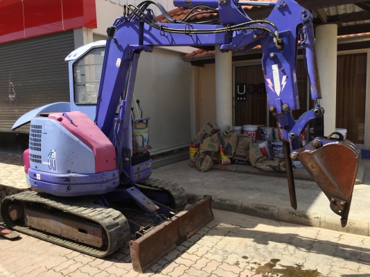 ขายรถแบคโฮ KOMATSU PC28UU ปุ้งกี๋+หัวแย๊ก พร้อมใช้งาน 099-0925395