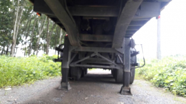 เซมิคดั้ม3คานแท้ ปี50..สวย ยางสวยเต็ม...พร้อมใช้ 480000.