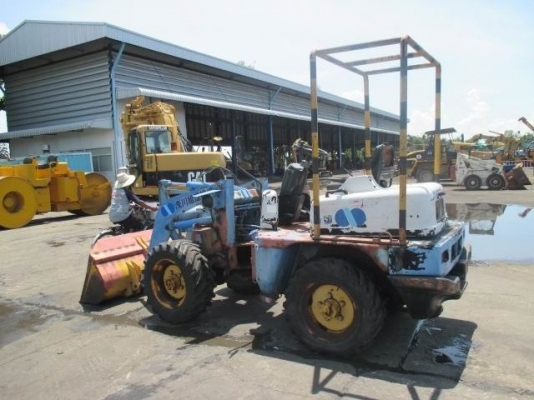 รถตัก MITSUBISHI WS210 เปิด ประมูล ราคา สูงสุด ที่ 320,000 บาท ลงมา.