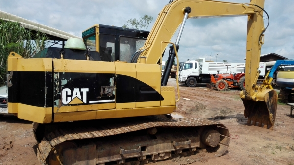 Catterpillar E120B เดิมๆ จากนอก สองบูมๆ ยาว 12 เมตร อุปกรณ์ครบชุด