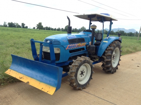 ขายแชมป์MX-5900 พร้อมใบดันครับ สนใจโทรติดต่อ