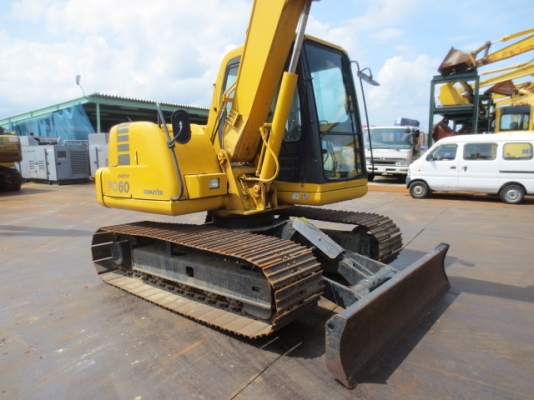 มาใหม่อีกแล้ว รถขุดขนาด 60 บูมยาว 10 เมตร PC60-7 มาใหม่อีกแล้ว รถขุดขนาด 60 บูมยาว 10 เมตร PC60-7