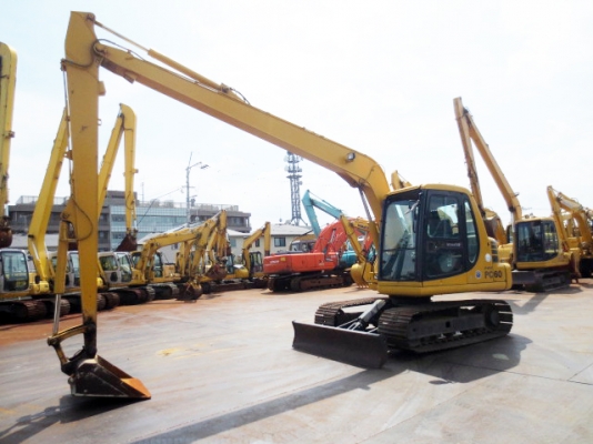 มาใหม่อีกแล้ว รถขุดขนาด 60 บูมยาว 10 เมตร PC60-7 มาใหม่อีกแล้ว รถขุดขนาด 60 บูมยาว 10 เมตร PC60-7