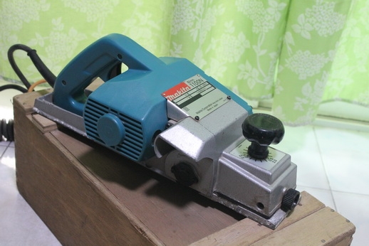 กบไสไม้ไฟฟ้า มากิต้า 1100N ขนาด 3 นิ้ว ของแท้ made in japan เดิมๆ สภาพดีมากๆใช้งานมาน้อยมากๆ