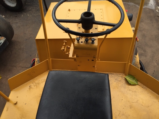 ขายด่วนรถบด2ล้อเหล็กสั่นหน้าสั่นหลังขนาด7ตัน DYNAPAC CC21พร้อมใช้งาน เล่มทะเบียน