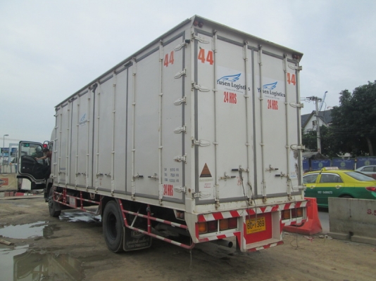 รถบรรทุก ISUZU FTR 240