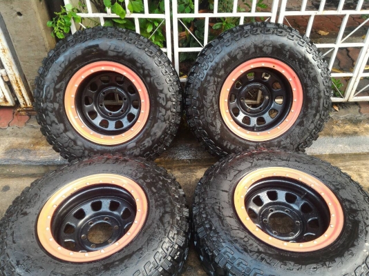ล้อ bead lock 8 x 16 ET - 25 พร้อมยาง MUD ล้อ bead lock 8 x 16 ET - 25 พร้อมยาง MUD