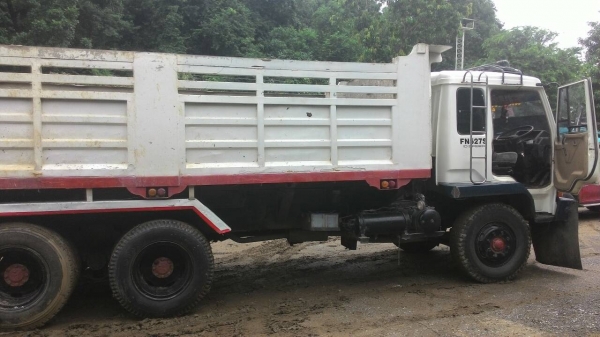 ขายถูก ๆ  10 ล้อดัมพ์  Mitsubishi  FN527 สภาพดีสุด ๆ อะไหล่พร้อมใช้ทุกอย่าง ราคาถูกมาก ๆๆๆ (รับรองซื้อแล้วไม่ผิดหวัง)