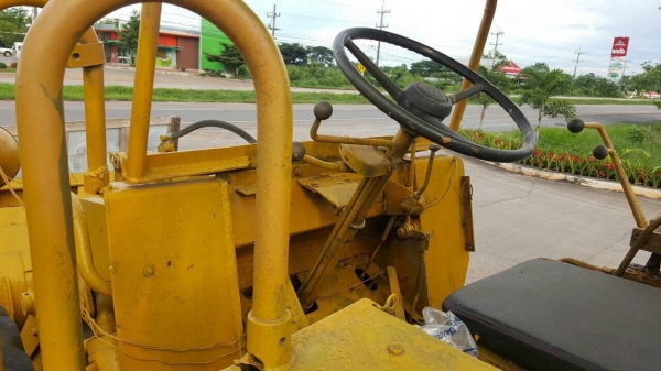 ขายรถตักพร้อมใช้ KOMATSU JH ต่อแขนตักขึ้น 10 ล้อได้