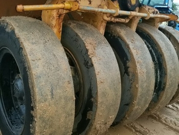 ขาย รถบดล้อยาง 11ล้อ WATANABE เครื่อง ISUZU 6 สูบ พร้อมใช้งาน