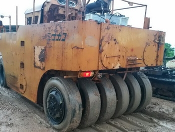 ขาย รถบดล้อยาง 11ล้อ WATANABE เครื่อง ISUZU 6 สูบ พร้อมใช้งาน