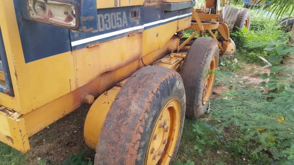 ขายรถเกรด KOMATSU GD305A สภาพพร้อมใช้ เอกสารสัญญาซื้อขาย ขายรถเกรด KOMATSU GD305A สภาพพร้อมใช้ เอกสารสัญญาซื้อขาย