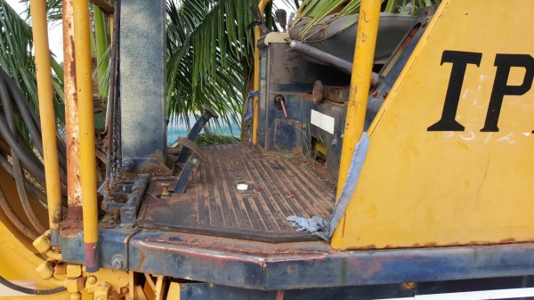 ขายรถเกรด KOMATSU GD305A สภาพพร้อมใช้ เอกสารสัญญาซื้อขาย ขายรถเกรด KOMATSU GD305A สภาพพร้อมใช้ เอกสารสัญญาซื้อขาย