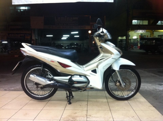 ขออนุญาติขาย HONDA WAVE 110-i AT มือเดียว สีขาวมุก ฟรีค่าโอน ขออนุญาติขาย HONDA WAVE 110-i AT มือเดียว สีขาวมุก ฟรีค่าโอน